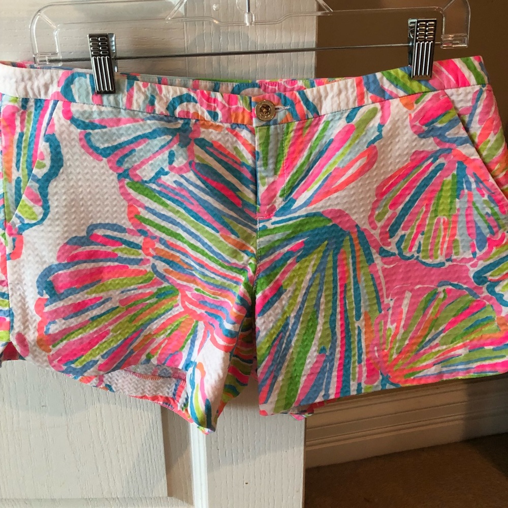 EUC Lilly Pulitzer size 8 Adie shorts